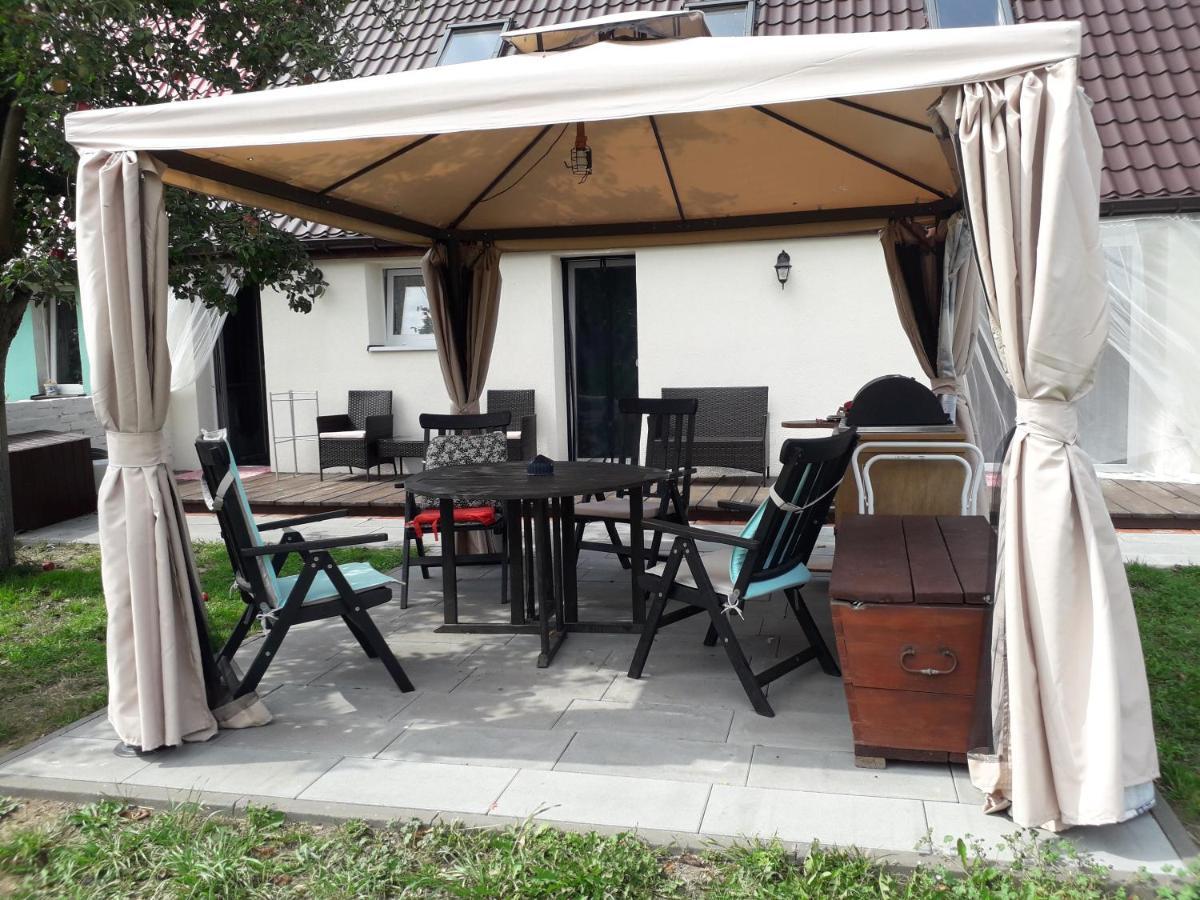 Apartamenty Nad Jeziorem Piaski โวลิน ภายนอก รูปภาพ